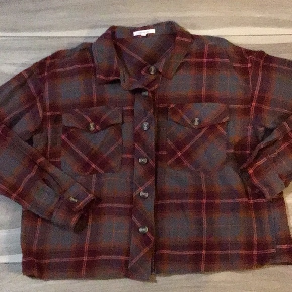Maurices Tops - Women Flannel crop shirt